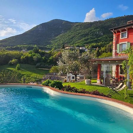 B&B Poggio Caiar Caprino Veronese Exterior foto