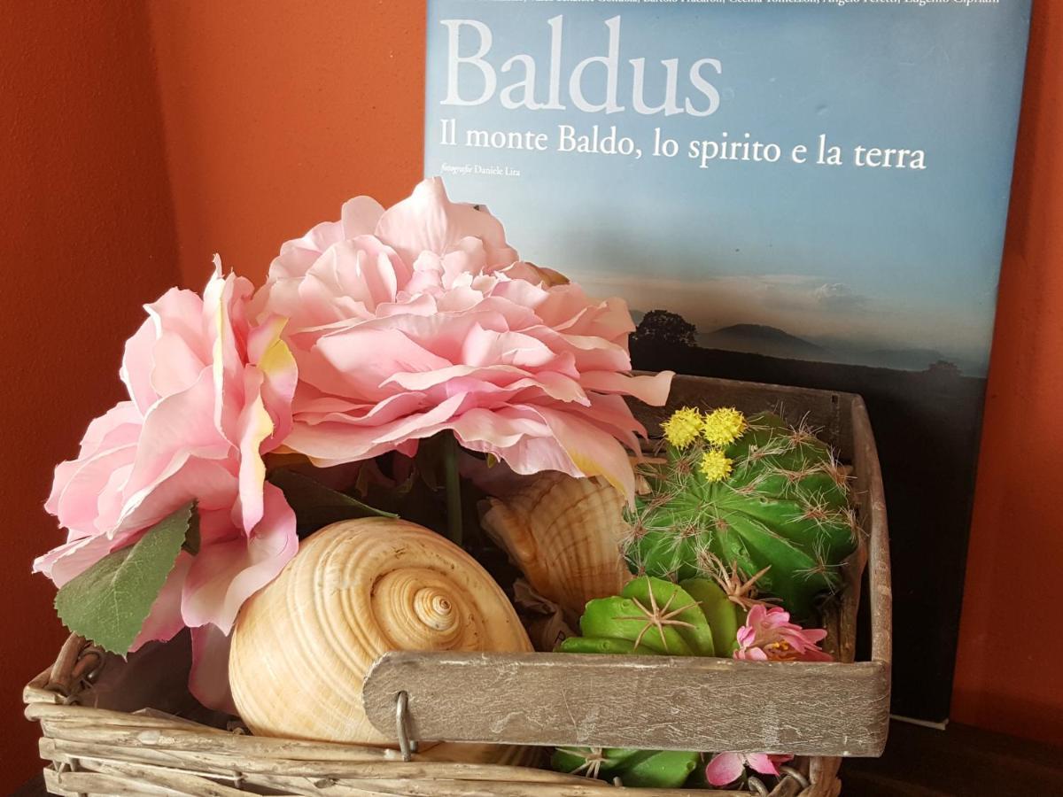 B&B Poggio Caiar Caprino Veronese Exterior foto