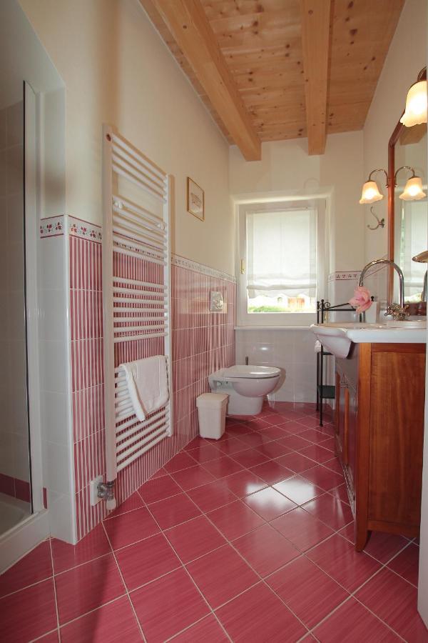 B&B Poggio Caiar Caprino Veronese Exterior foto