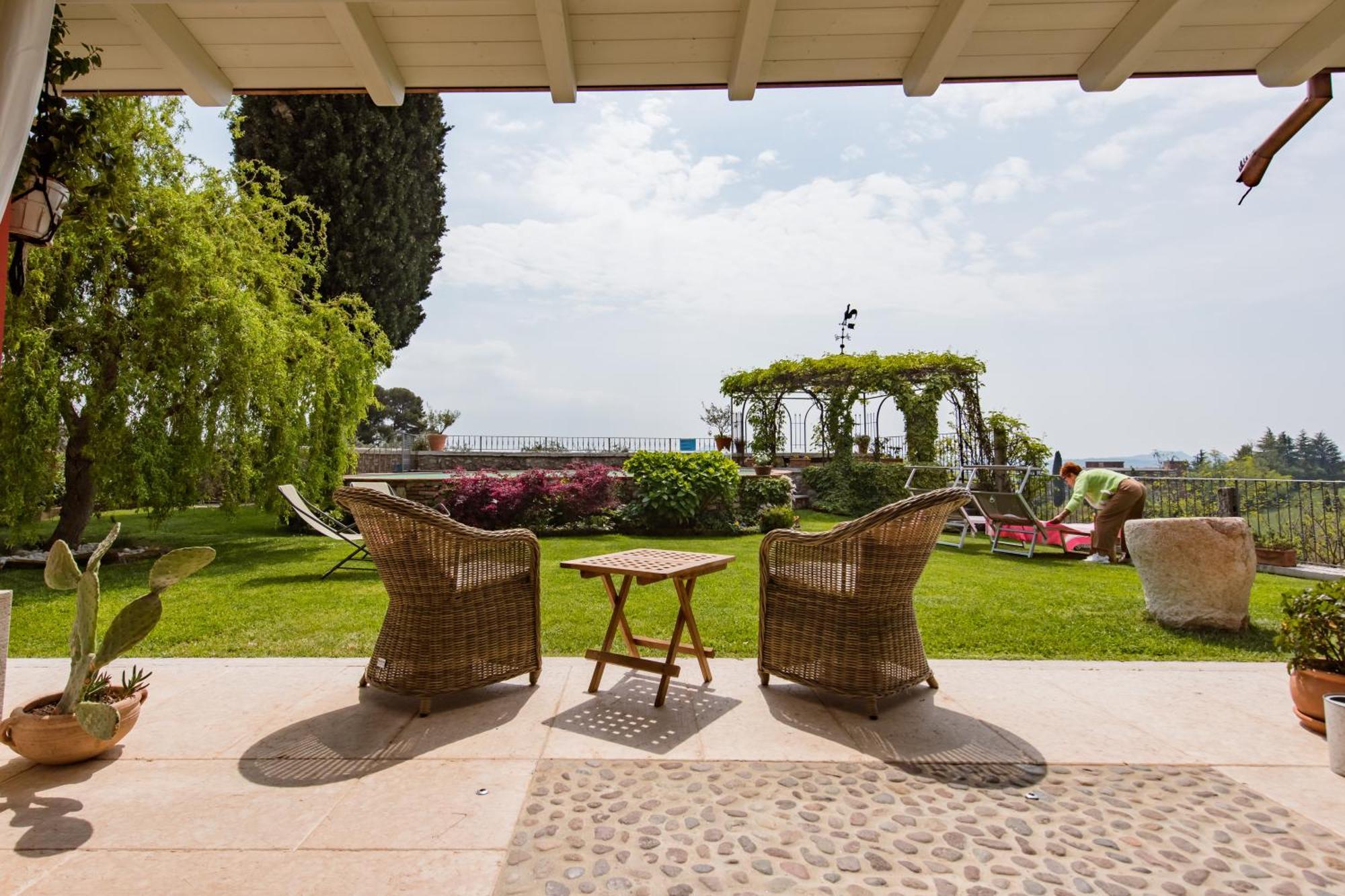 B&B Poggio Caiar Caprino Veronese Exterior foto